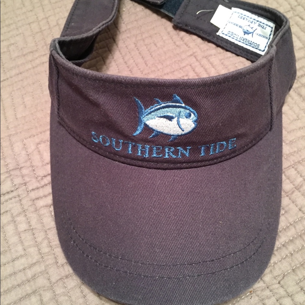 Southern Tide Visor